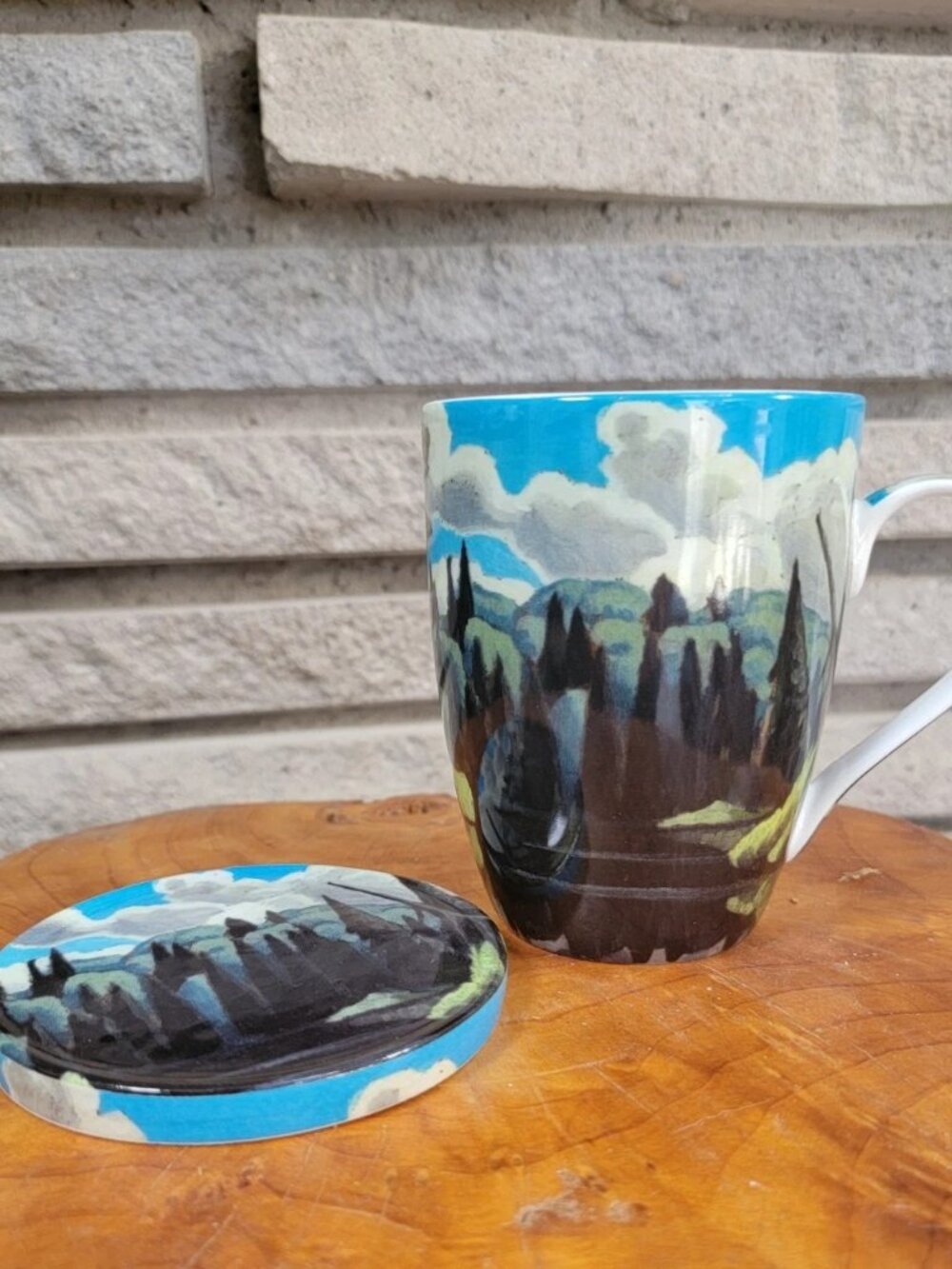 McIntosh mug with lid illustrated by Lawren S. Harris Algonquin Park scene